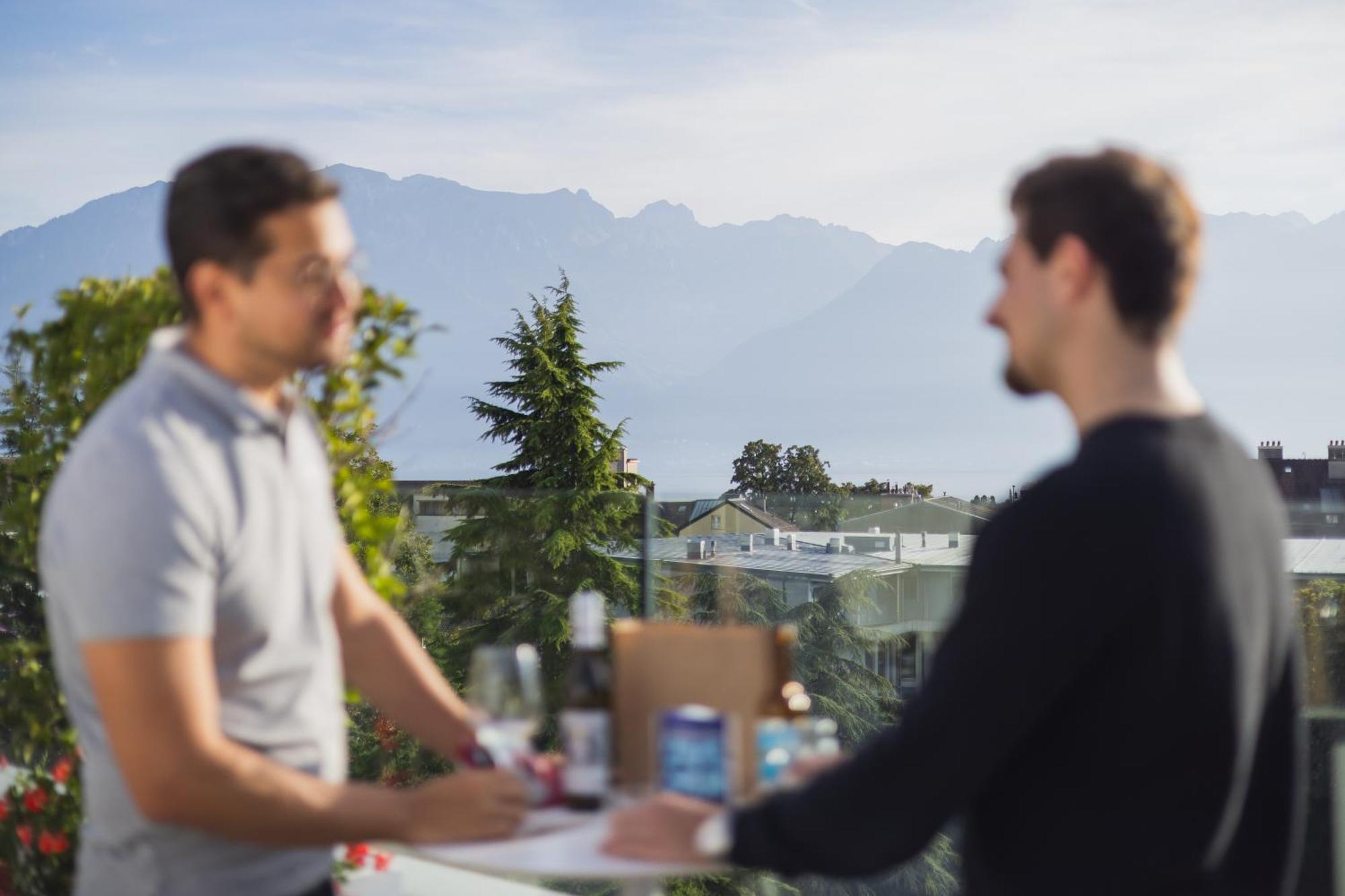 Base Vevey Hotel Bagian luar foto