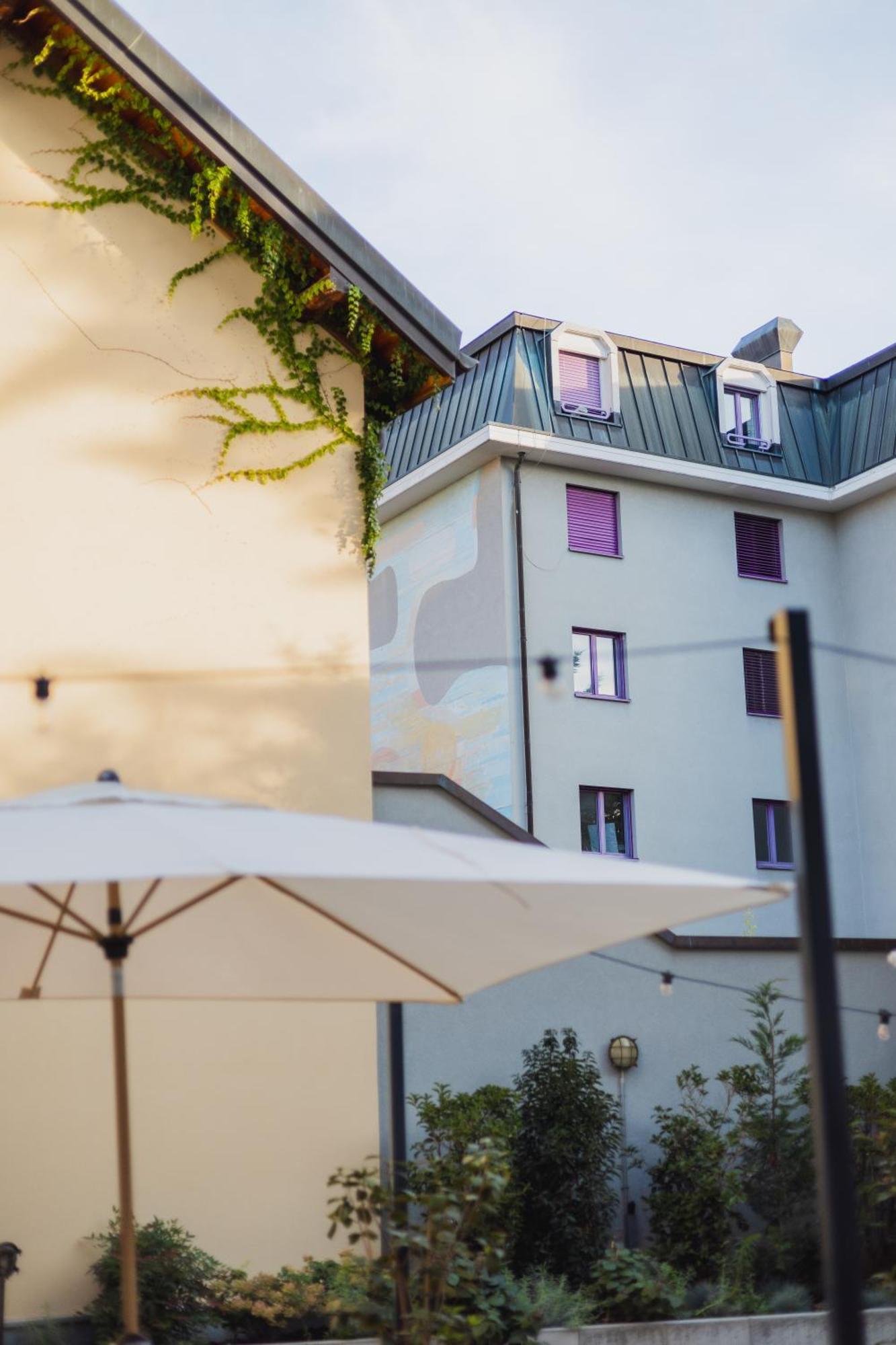 Base Vevey Hotel Bagian luar foto